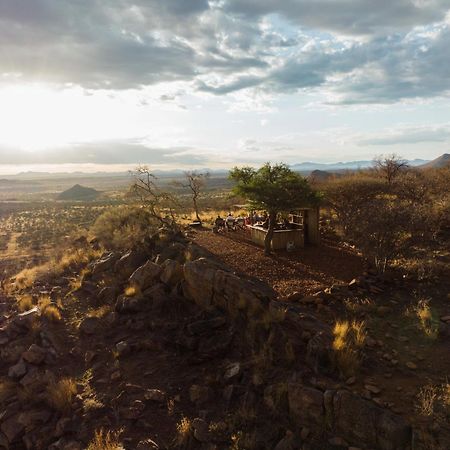 Gmundner Lodge Windhoek Bagian luar foto