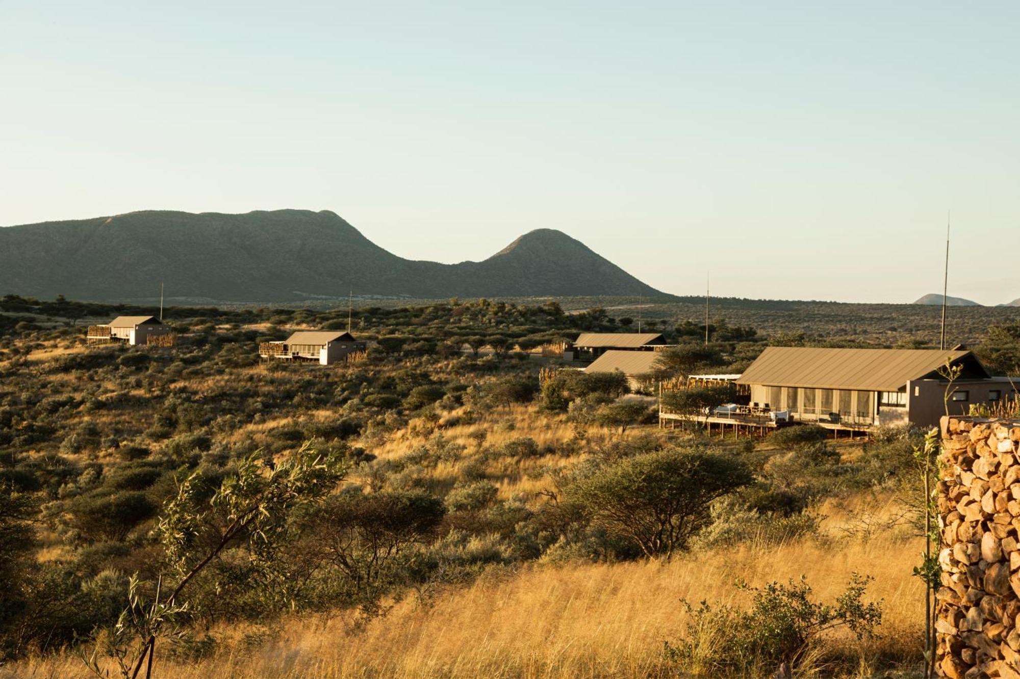 Gmundner Lodge Windhoek Bagian luar foto