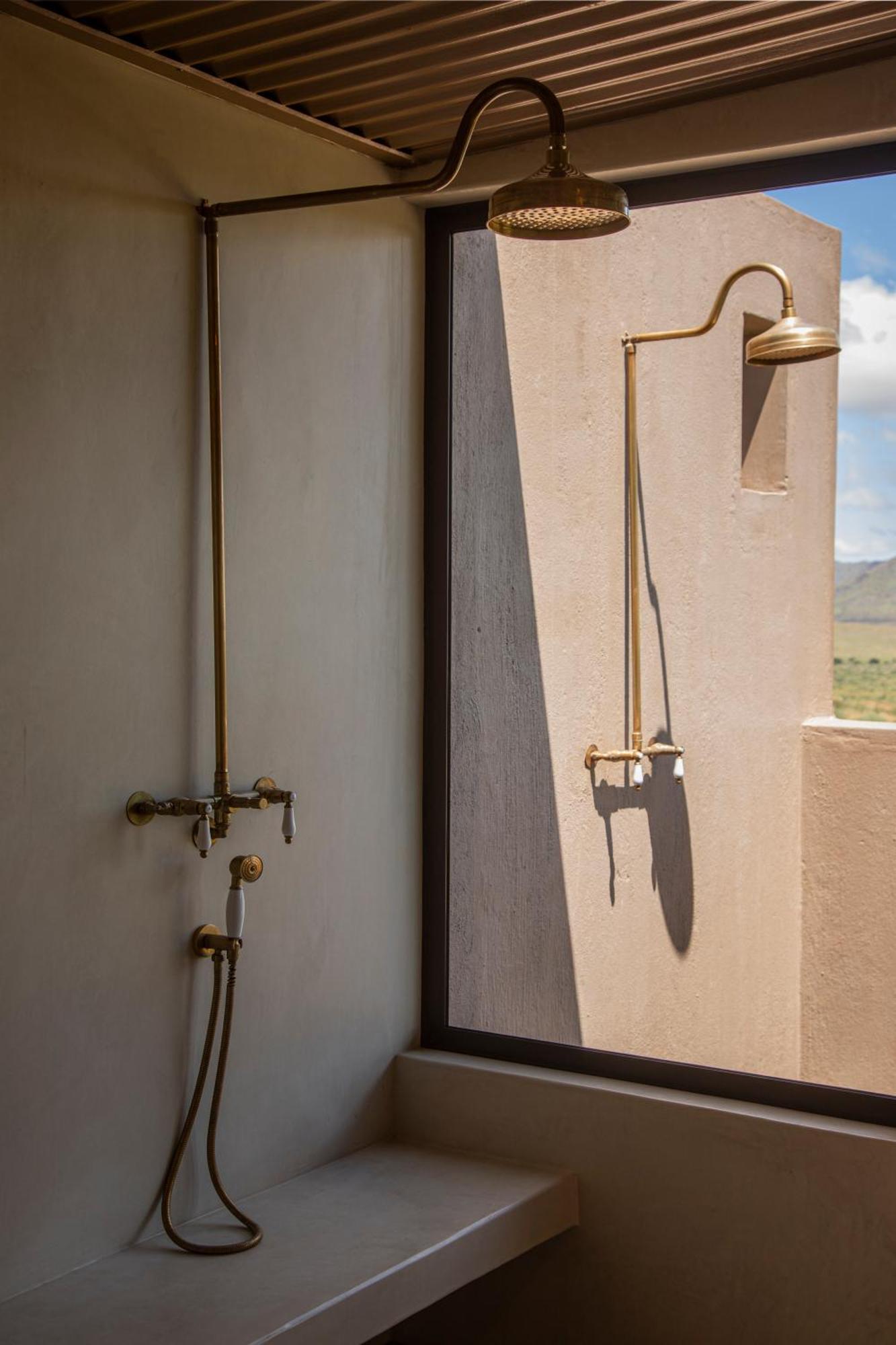 Gmundner Lodge Windhoek Bagian luar foto