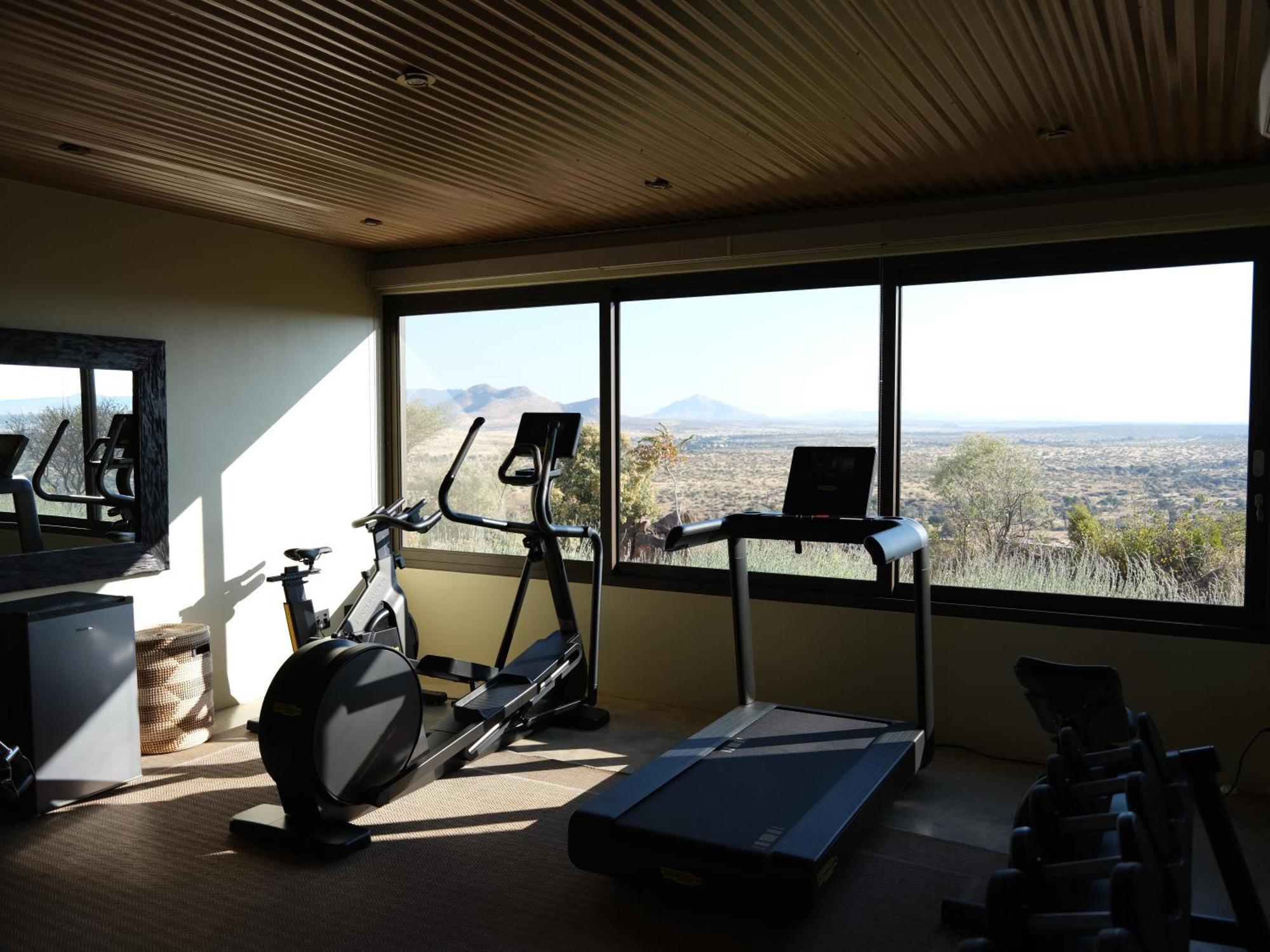 Gmundner Lodge Windhoek Bagian luar foto